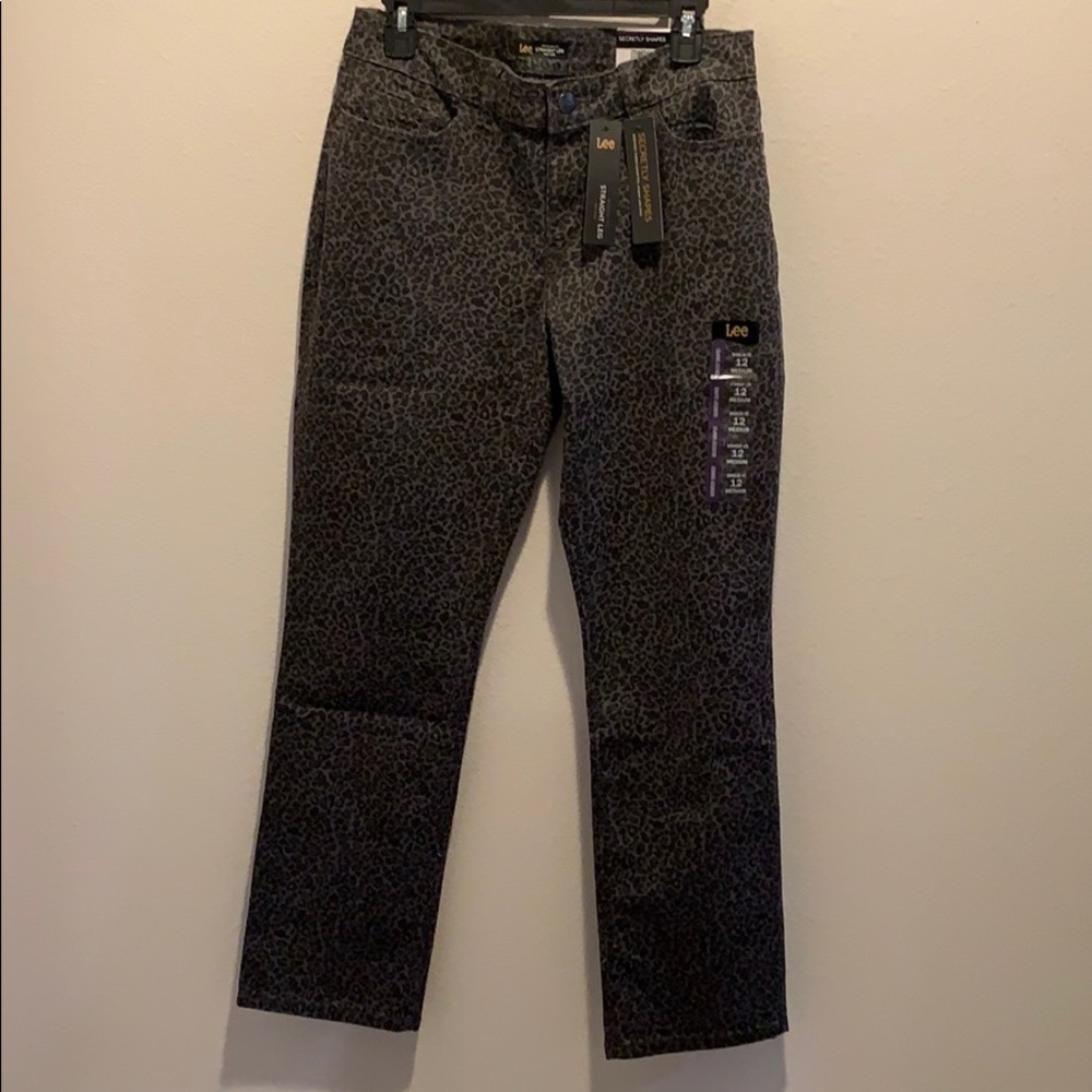 NWT Lee Womens Animal Print Gray/Black St. Leg 12.​​​​​​​​​​​​​​​​​​​​​​